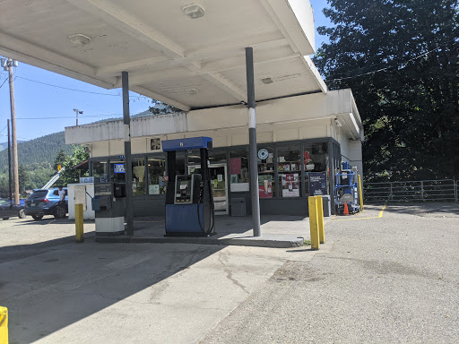Sky Gas & Grocery, 147 5th St N, Skykomish, WA 98288, USA, 