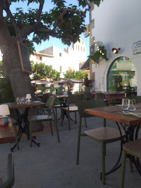 Atmosphère du Restaurant Chante Clair à Saintes-Maries-de-la-Mer - n°9