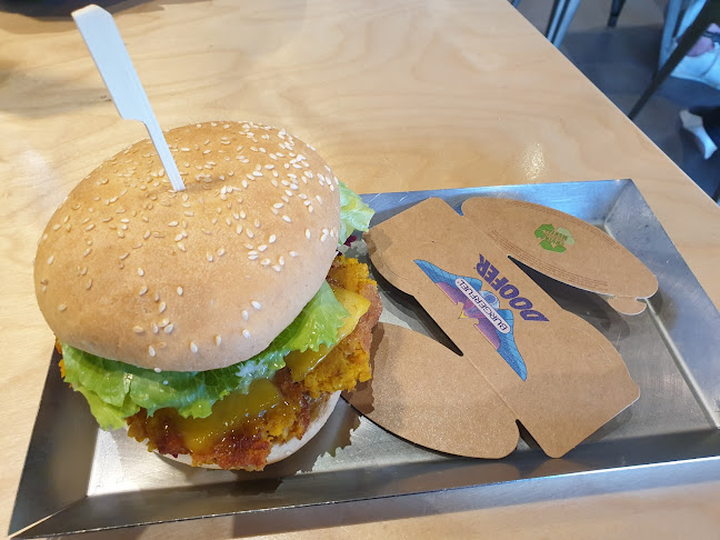 BurgerFuel The Base - Hamilton