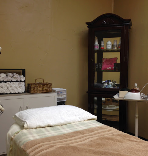 Hair Salon «Le Salon», reviews and photos, 5727 SW Green Oaks Blvd, Arlington, TX 76017, USA