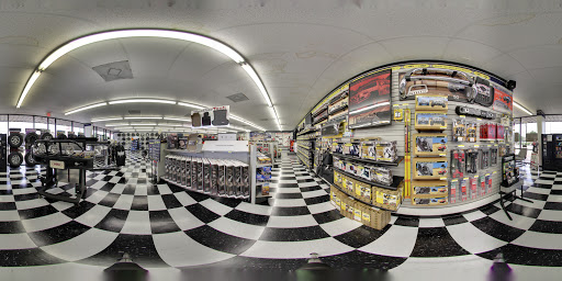 Truck Accessories Store «4 Wheel Parts - Houston Sweet Lake», reviews and photos, 13820 Westheimer Rd, Houston, TX 77077, USA