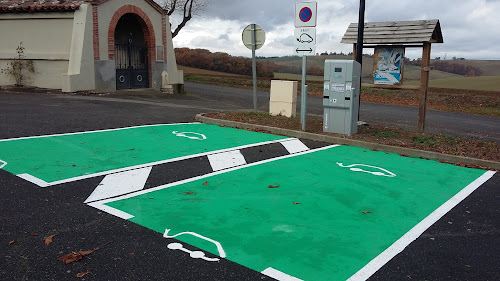 Borne de recharge de véhicules électriques Roulez Électrique En Haute-Garonne Charging Station Auribail