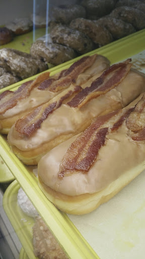 Donut Shop «Rainbow Donuts», reviews and photos, 12307 Imperial Hwy, Norwalk, CA 90650, USA