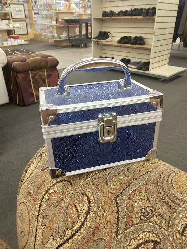 Consignment Shop «Revivals», reviews and photos