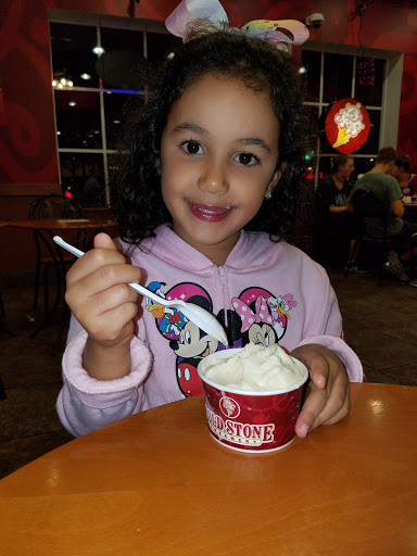 Ice Cream Shop «Cold Stone Creamery», reviews and photos, 15 Blake Blvd, Kissimmee, FL 34747, USA
