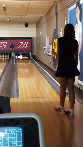 Bowling Alley «Alley 59 Bowling Center», reviews and photos, 44925 N Groesbeck Hwy, Charter Twp of Clinton, MI 48036, USA