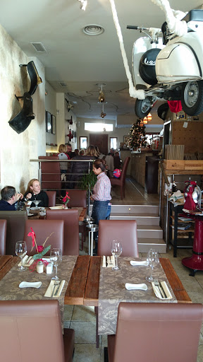 Restaurante Vespa's
