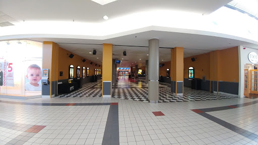 Movie Theater «AMC Loews Liberty Tree Mall 20», reviews and photos, 100 Independence Way, Danvers, MA 01923, USA