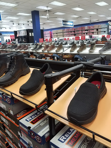 Shoe Store «SKECHERS Factory Outlet», reviews and photos, 1304 S Harbor Blvd, Fullerton, CA 92832, USA