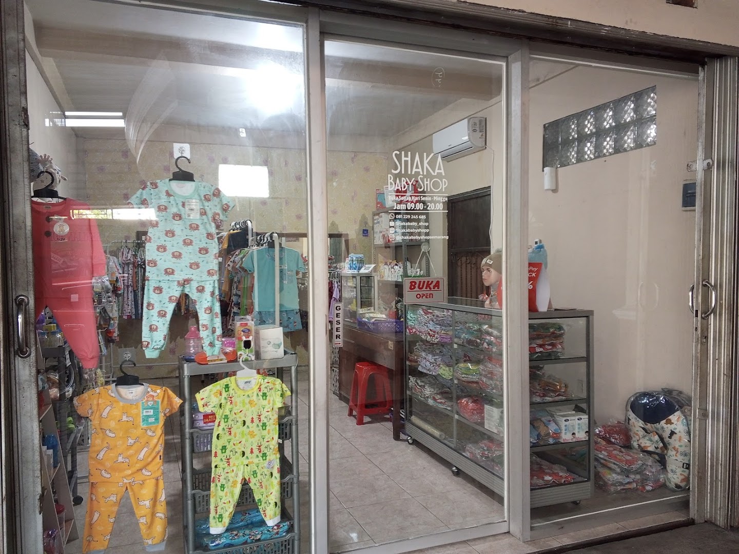 Shaka Baby Shop Photo
