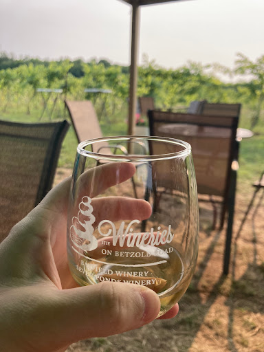 Winery «Seven Ponds Winery», reviews and photos, 87380 Betzold Rd, Bayfield, WI 54814, USA