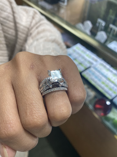 Jewelry Store «The Jewelry Exchange», reviews and photos, 1286 Oddstad Dr, Redwood City, CA 94063, USA