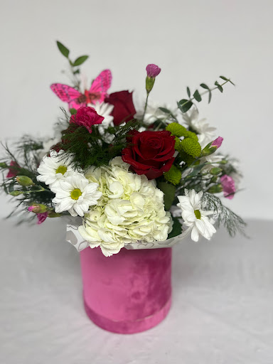 Florist «Exclusive Flowers and Gifts», reviews and photos, 9440 W Peoria Ave, Peoria, AZ 85345, USA