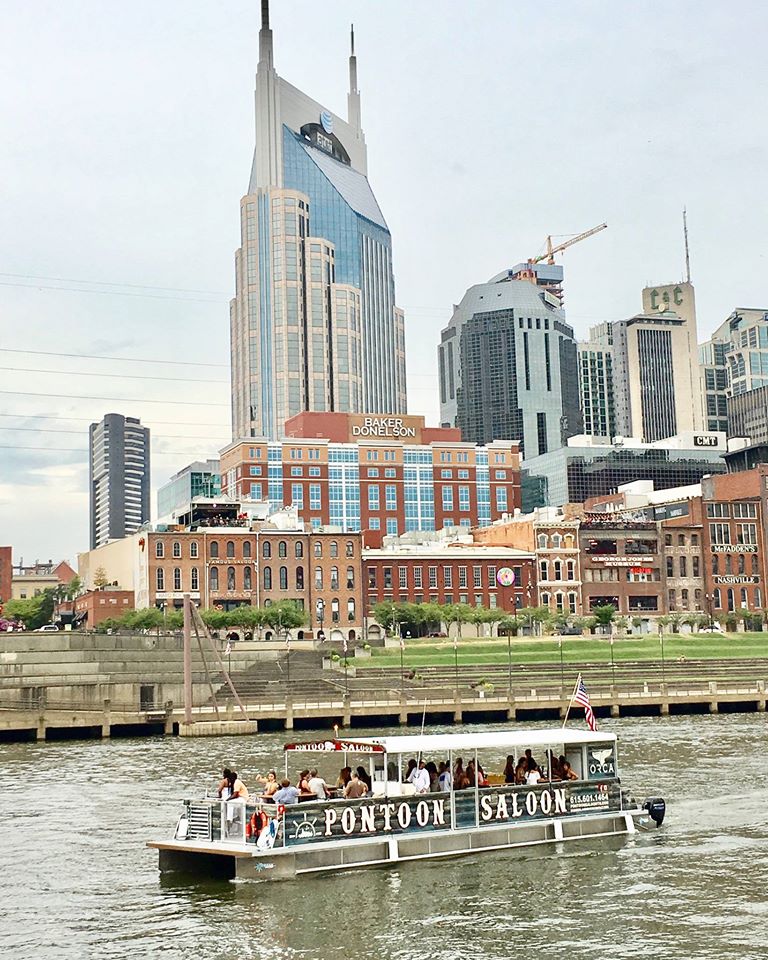 Pontoon Saloon - Nashville Party Cruise