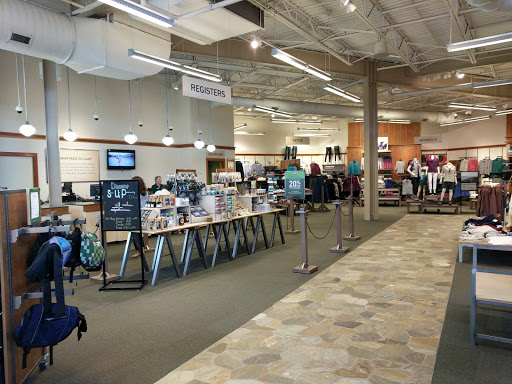 Clothing Store «L.L. Bean», reviews and photos, 6 Wayside Rd, Burlington, MA 01803, USA