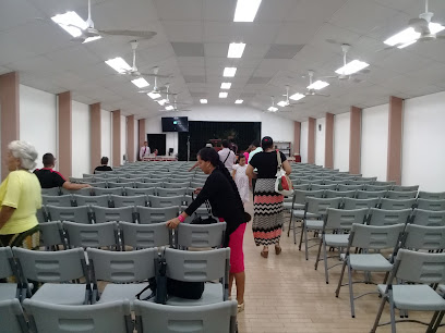Salón del Reino de los Testigos de Jehová 'El Refugio'