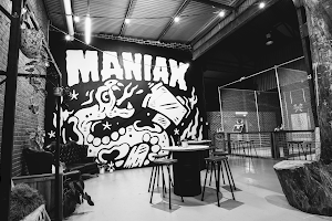 MANIAX Axe Throwing - PERTH image