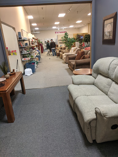 Thrift Store «Salvation Army Thrift Store», reviews and photos, 1409 E Stone Dr, Kingsport, TN 37660, USA