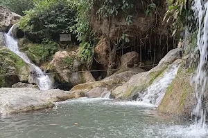 Tinubdan Falls image