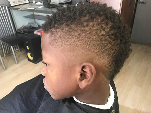Barber Shop «Pro-Kutz Barbershop LLC.», reviews and photos, 7220 Edgewater Dr, Lockhart, FL 32810, USA