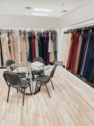 Bridal Shop «Bridal Connection», reviews and photos, 708 N Ankeny Blvd, Ankeny, IA 50023, USA