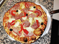 Pepperoni du Pizzas à emporter pizza au feu de bois chez Marthe à Le Muy - n°6