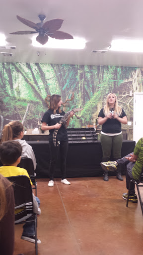 Pet Store «Lost Realms Pets», reviews and photos, 8059 N Cedar Ave, Fresno, CA 93720, USA