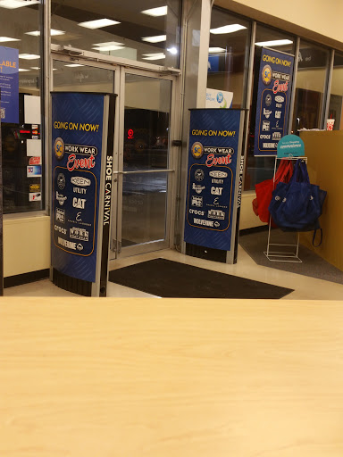 Shoe Store «Shoe Carnival», reviews and photos, 12801 Chenal Pkwy, Little Rock, AR 72211, USA