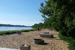 Plaża Miejska przy Moście Północnym Dzielnicy Białołęka M. St. Warszawa image