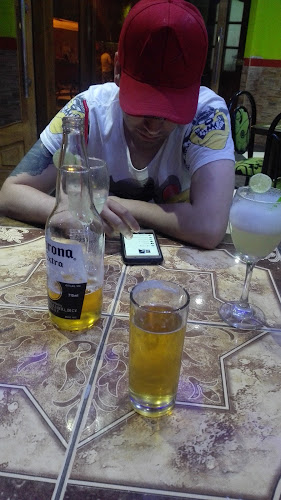 Opinii despre Bar Crazy în Santiago - Restaurante