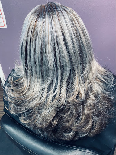 Beauty Salon «Iluciones Beauty Salon», reviews and photos, 834 Fort Worth St, Grand Prairie, TX 75050, USA