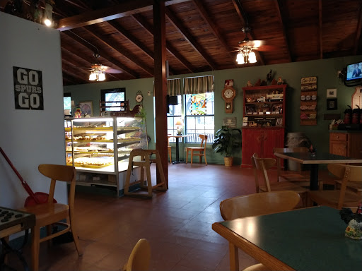 Donut Shop «Daylight Donuts», reviews and photos, 9517 Fredericksburg Rd, San Antonio, TX 78240, USA