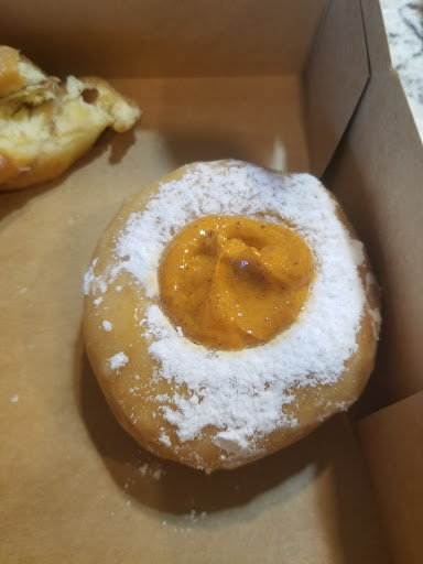 Donut Shop «dot donuts», reviews and photos, 1825 SE 164th Ave #103, Vancouver, WA 98683, USA