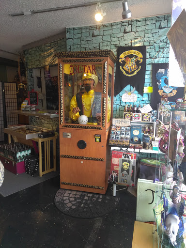 Gift Shop «Crescent Moon Gifts», reviews and photos, 2502 6th Ave, Tacoma, WA 98406, USA