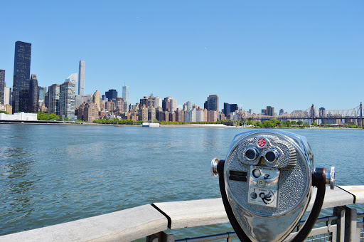 Park «Gantry Plaza State Park», reviews and photos, 4-09 47th Rd, Long Island City, NY 10007, USA