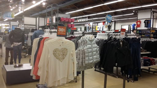 Clothing Store «Old Navy», reviews and photos, 60 Wynnewood Rd, Wynnewood, PA 19096, USA