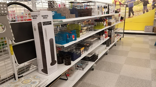 Clothing Store «Ross Dress for Less», reviews and photos, 1401 Missouri Ave N, Largo, FL 33770, USA