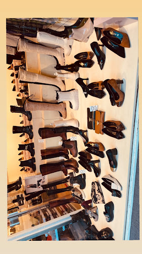 Artigiano Shoes & Bags - Zürich