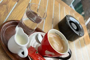 Cafe Tina image