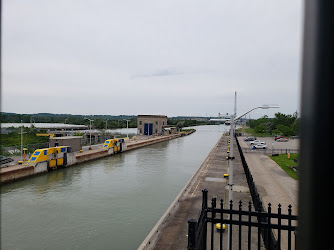 Welland Canal Lookout