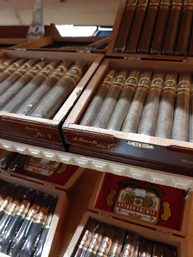 Cigar Shop «Nashville Smoke & Ale», reviews and photos, 15551 Old Hickory Blvd, Nashville, TN 37211, USA