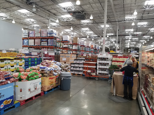 Warehouse store «Costco Wholesale», reviews and photos, 1300 Edwards Ferry Rd NE, Leesburg, VA 20176, USA