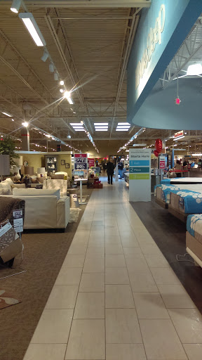 Furniture Store «Art Van Furniture - Toledo (Holland)», reviews and photos, 1301 E Mall Dr, Holland, OH 43528, USA