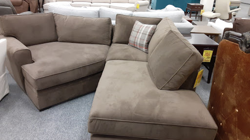 Furniture Store «Raymour & Flanigan Furniture and Mattress Clearance Center», reviews and photos, 1300 MacDade Boulevard, Woodlyn, PA 19094, USA