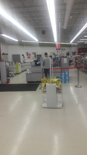 Office Supply Store «Staples», reviews and photos, 11806 Bruce B Downs Blvd, Tampa, FL 33612, USA