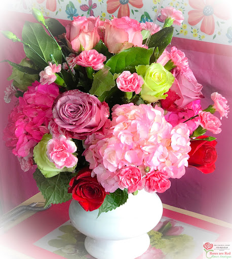 Florist «Roses are Red Flower Boutique», reviews and photos, 9303 S Halsted St, Chicago, IL 60620, USA