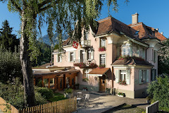 Swiss Inn & Apartments
