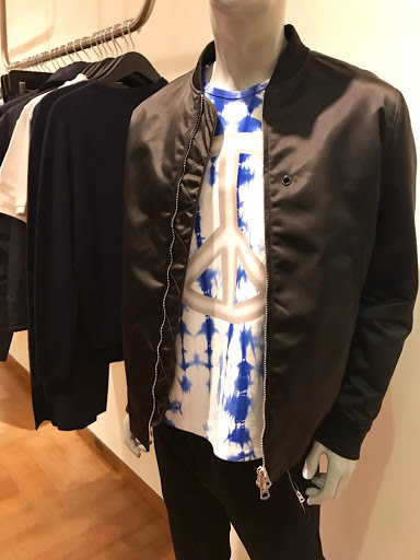 Department Store «Barneys New York, Copley Place», reviews and photos, 100 Huntington Ave, Boston, MA 02116, USA