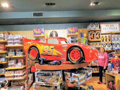 Toy Store «Disney Store», reviews and photos, 1540 Broadway, New York, NY 10036, USA