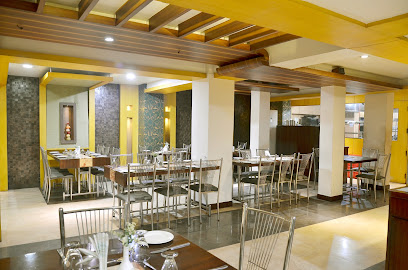 Olives Restaurant (A Unit of Hotel Rahul) - Old Napier Town, Jabalpur, Madhya Pradesh 482002, India